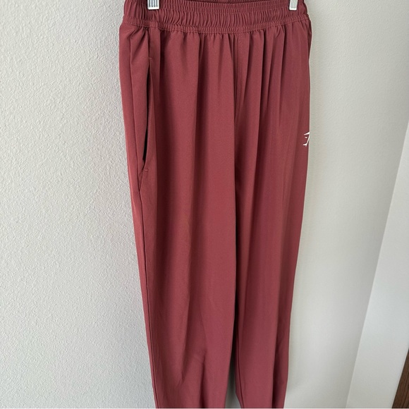 GYMSHARK Women’s Joggers w/Drawstring Burgundy/Clay Color Size Medium EUC - Picture 6 of 13
